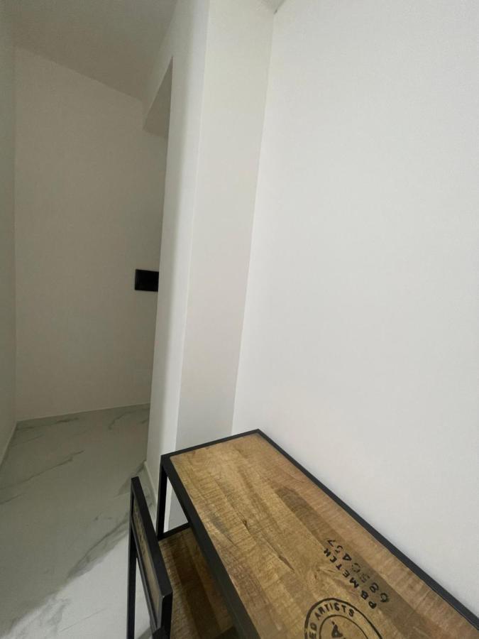 Ferienwohnung Cesi 13 Neapel Exterior foto